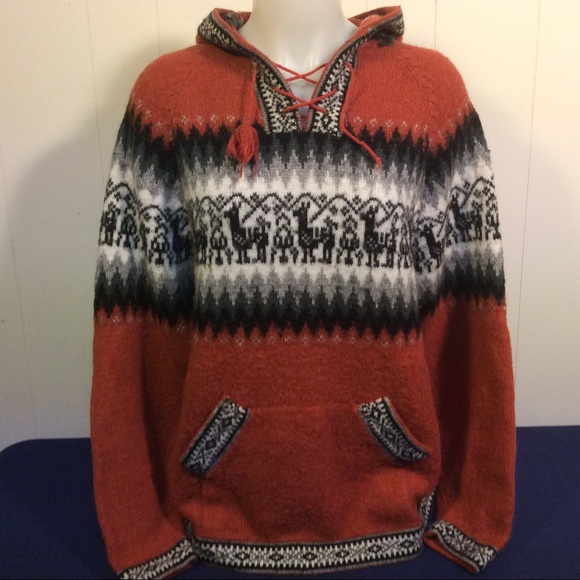 Finn Sweaters - Alpaca women’s hooded sweater